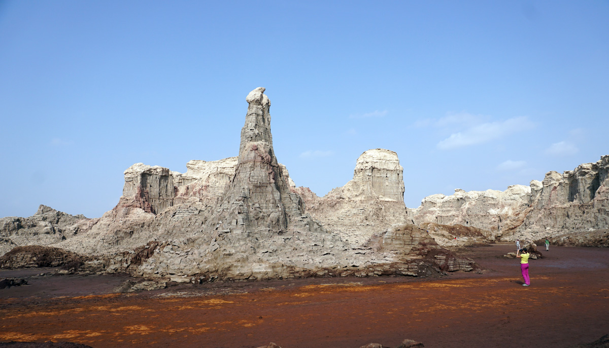 Dallol, "Salt Mountain": Salt topped by gypsum caps