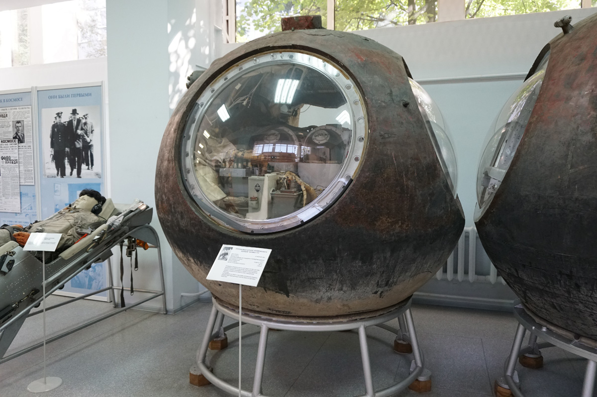 RSC Energia Museum, Kosmos-110 A 22 day "Dogs in Space" mission, 1966