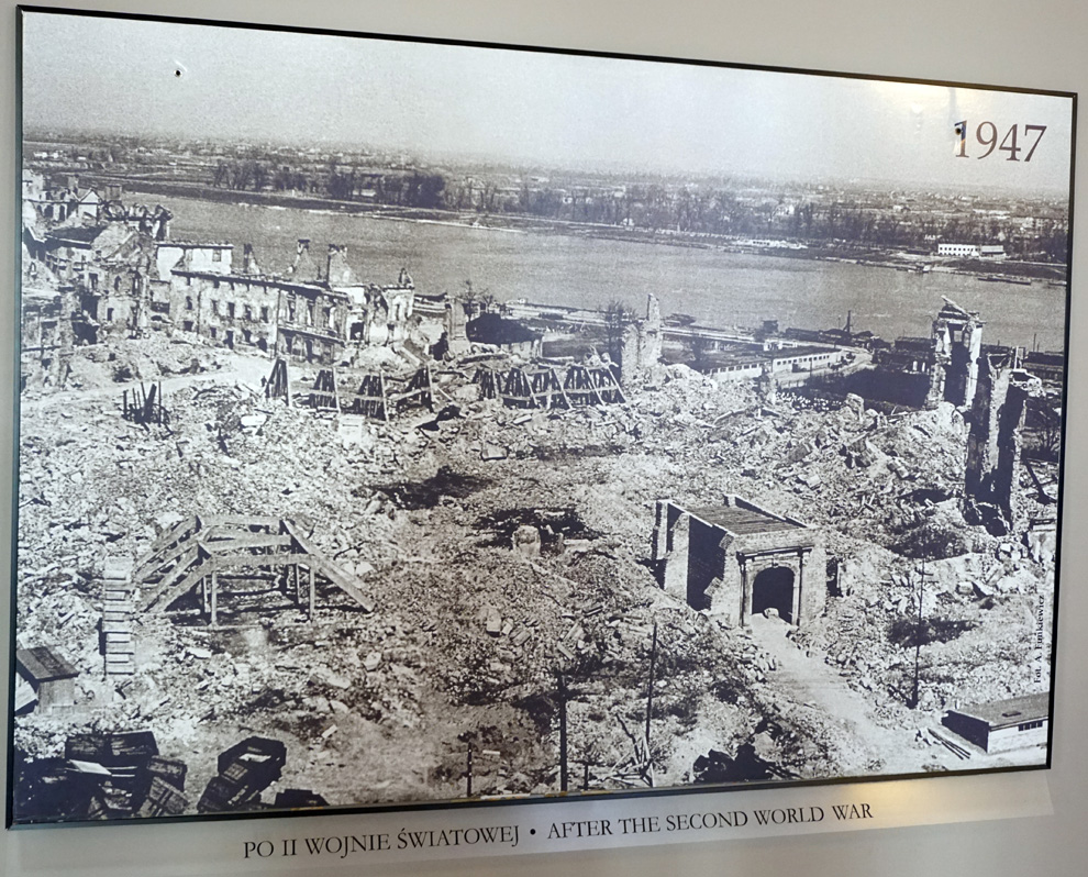 Warsaw: Palace and Old Town, Palace after WWII