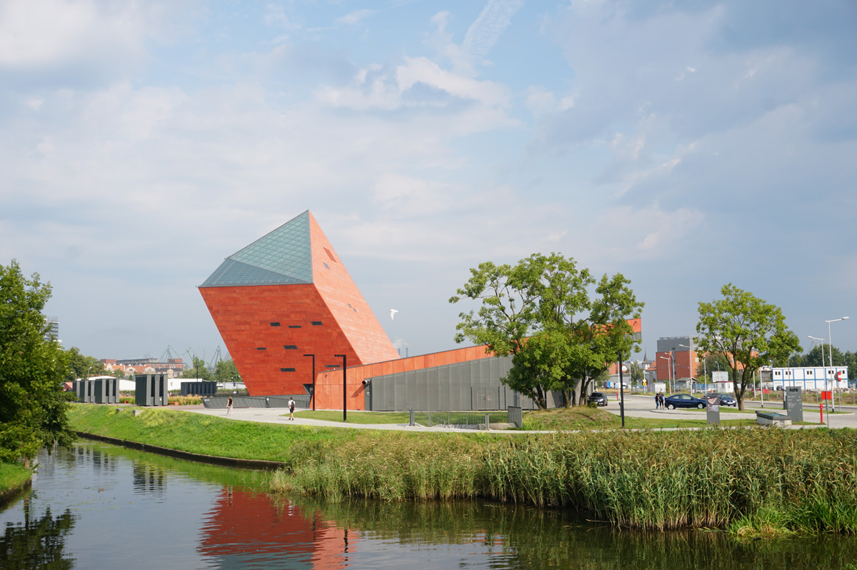 Solidarity Museum + 1970 Strike Monument, WWII Museum