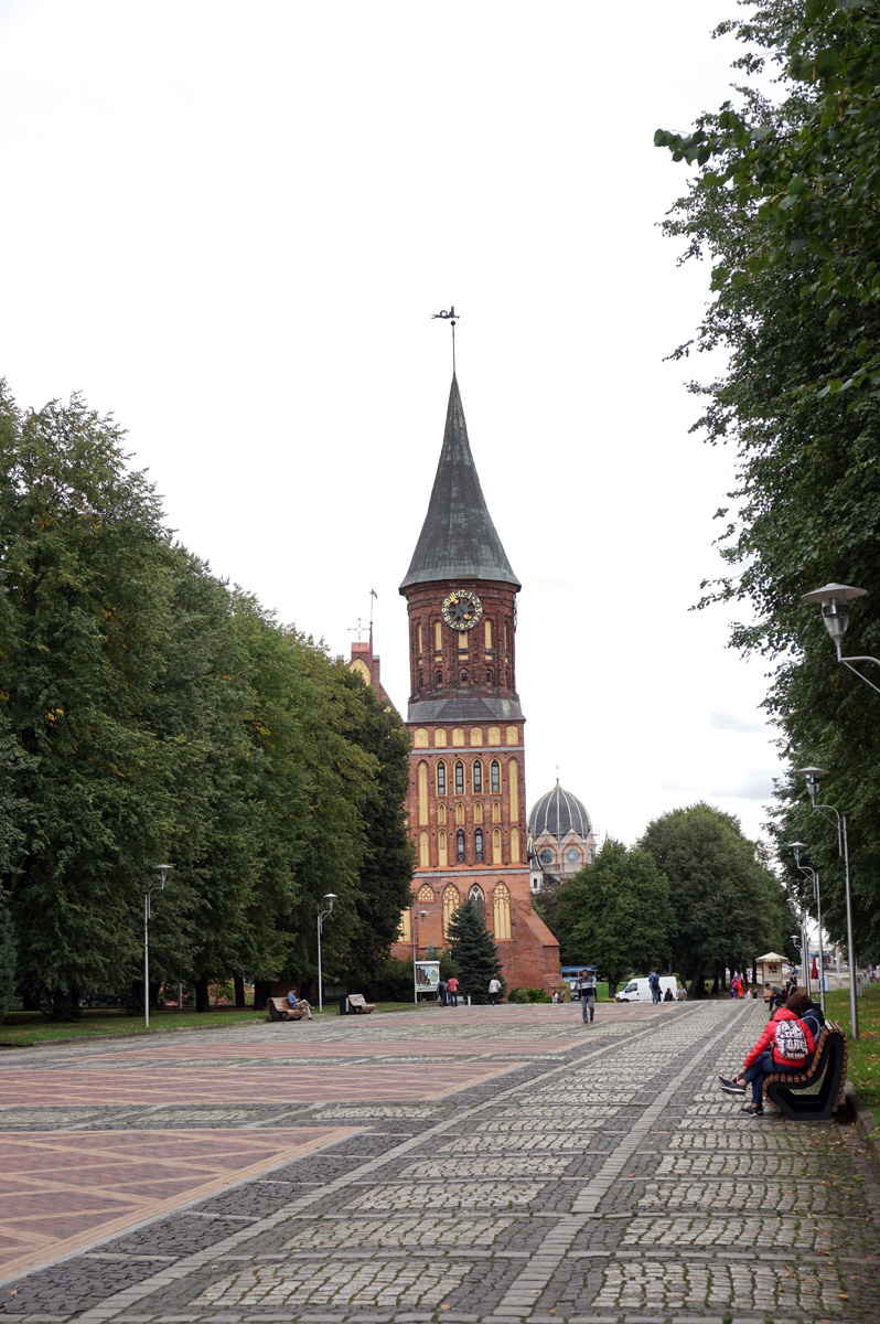 Kaliningrad, Cathedral Tower With New Synagogue dome in the background