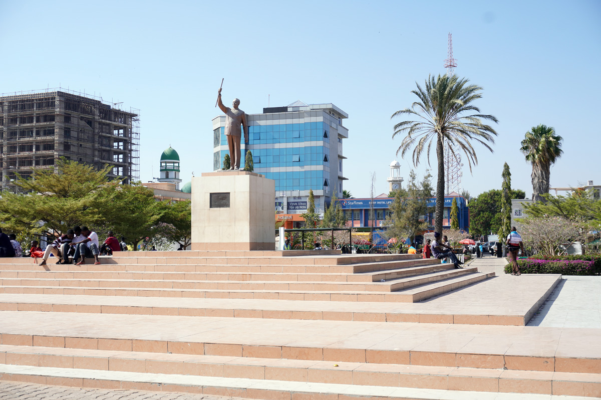 Dodoma, Nyerere Statue, Nyerere Park