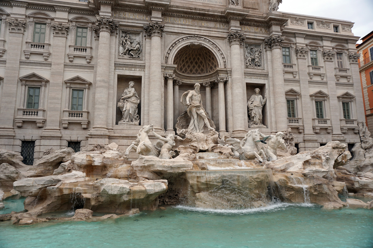Around Rome, Trevi Fountain
