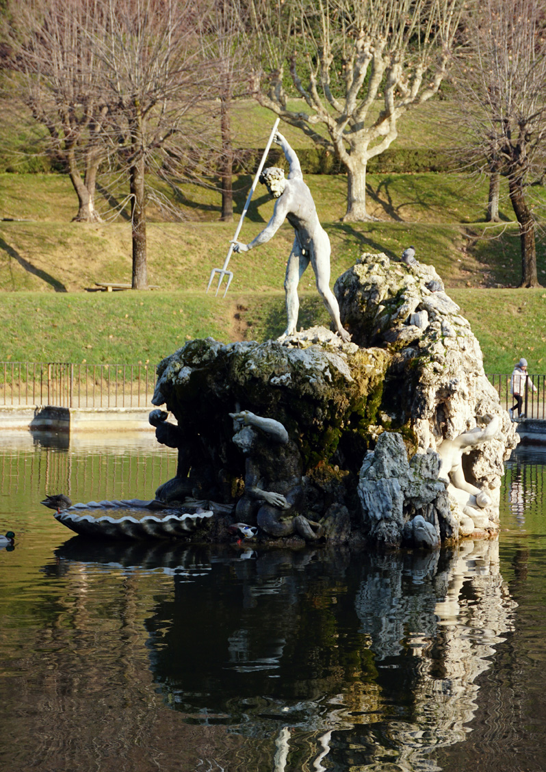 Palazzo Pitti: Fountain of Neptune