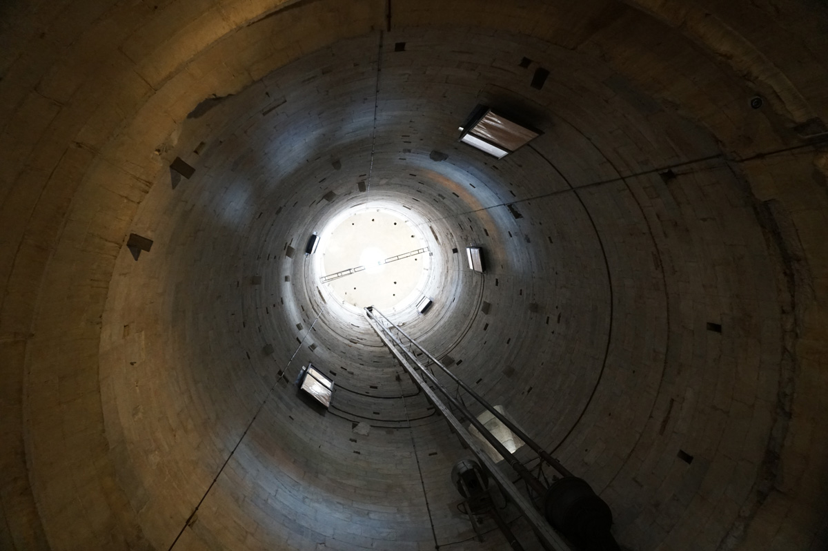 Pisa, Tower interior