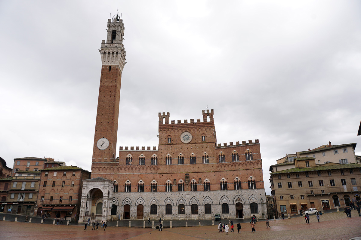 Around Siena, Palazzo Pubblico and Torre del Mangia
