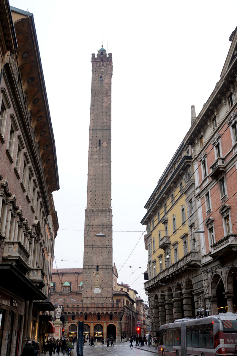 Bologna, Asinelli Tower (97 m)