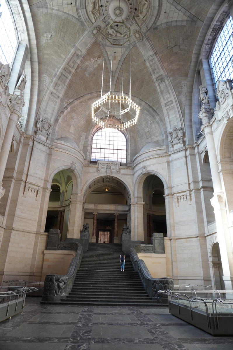 New City Hall, New City Hall interior