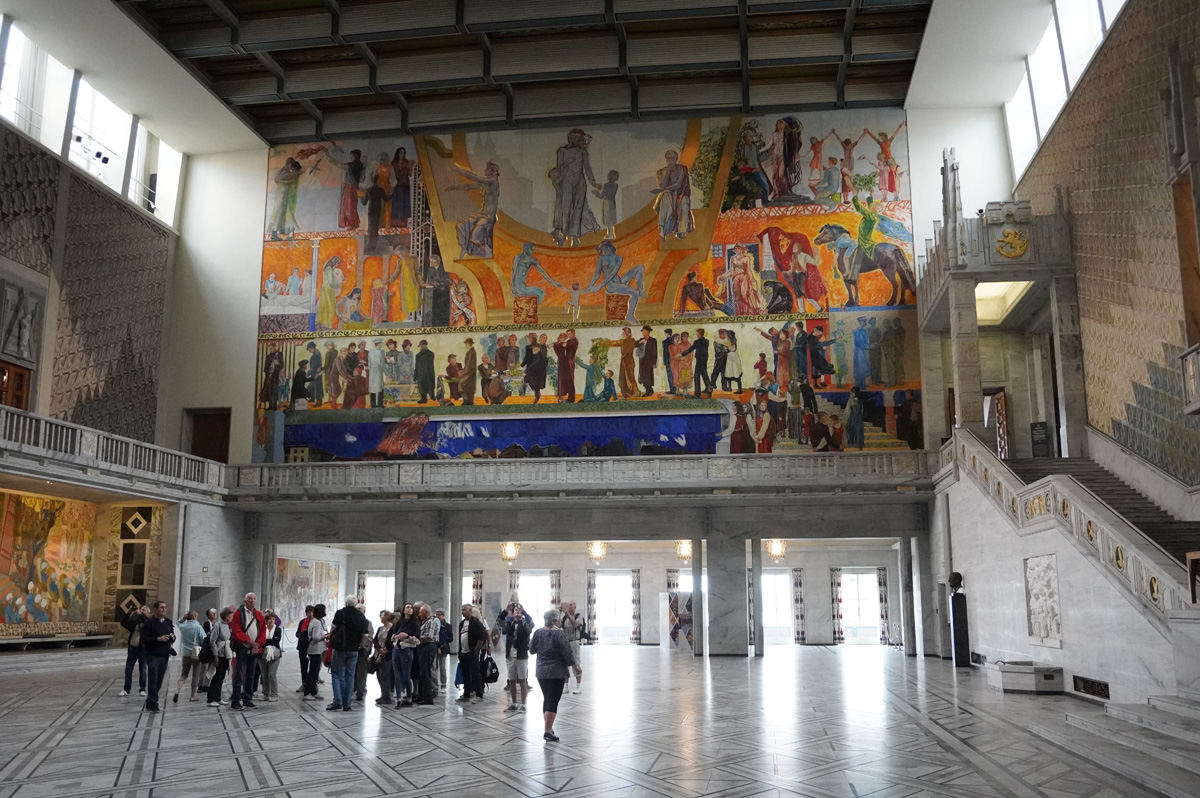 Oslo City Hall: History Murals