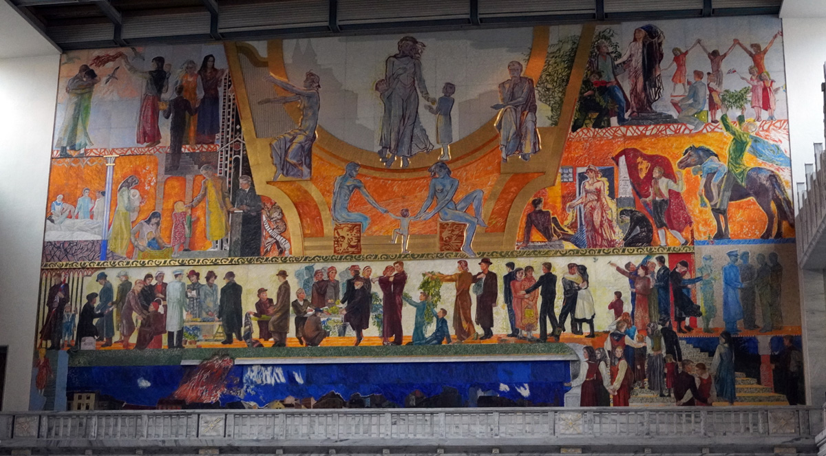 Oslo City Hall: History Murals