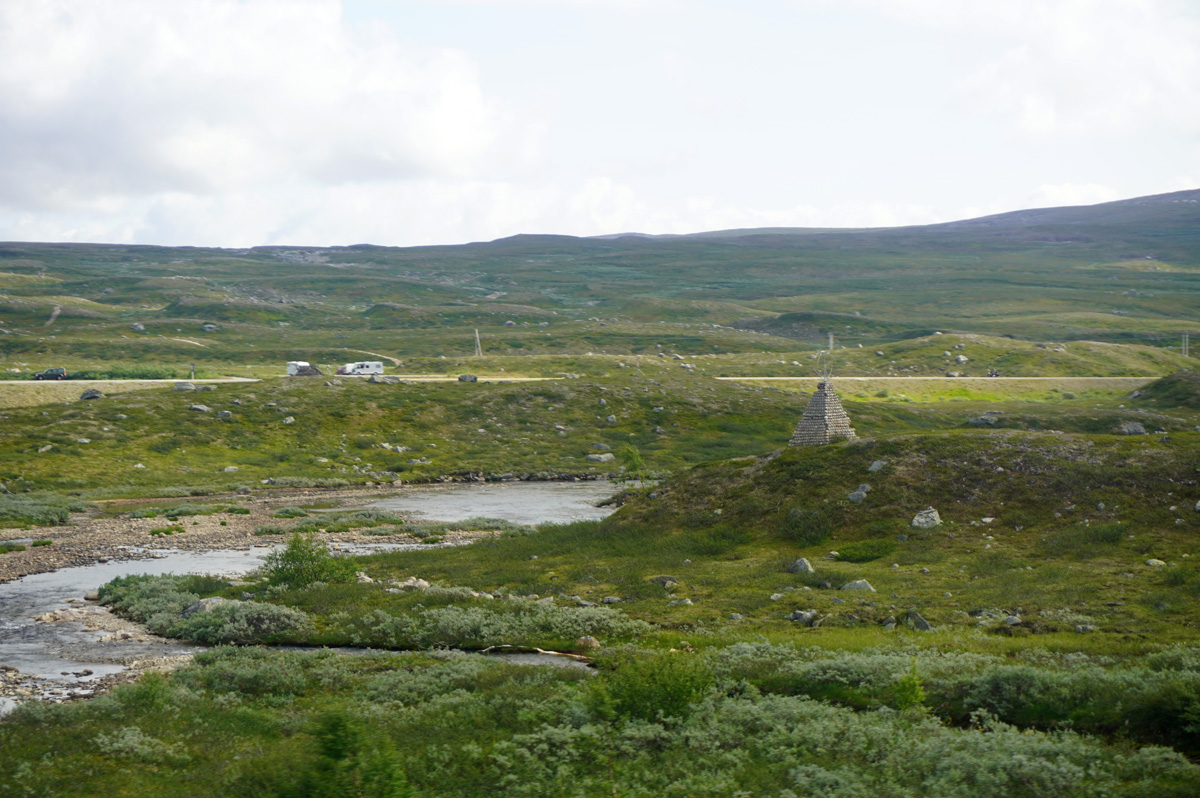 Bodo to Trondheim, Arctic Circle marker