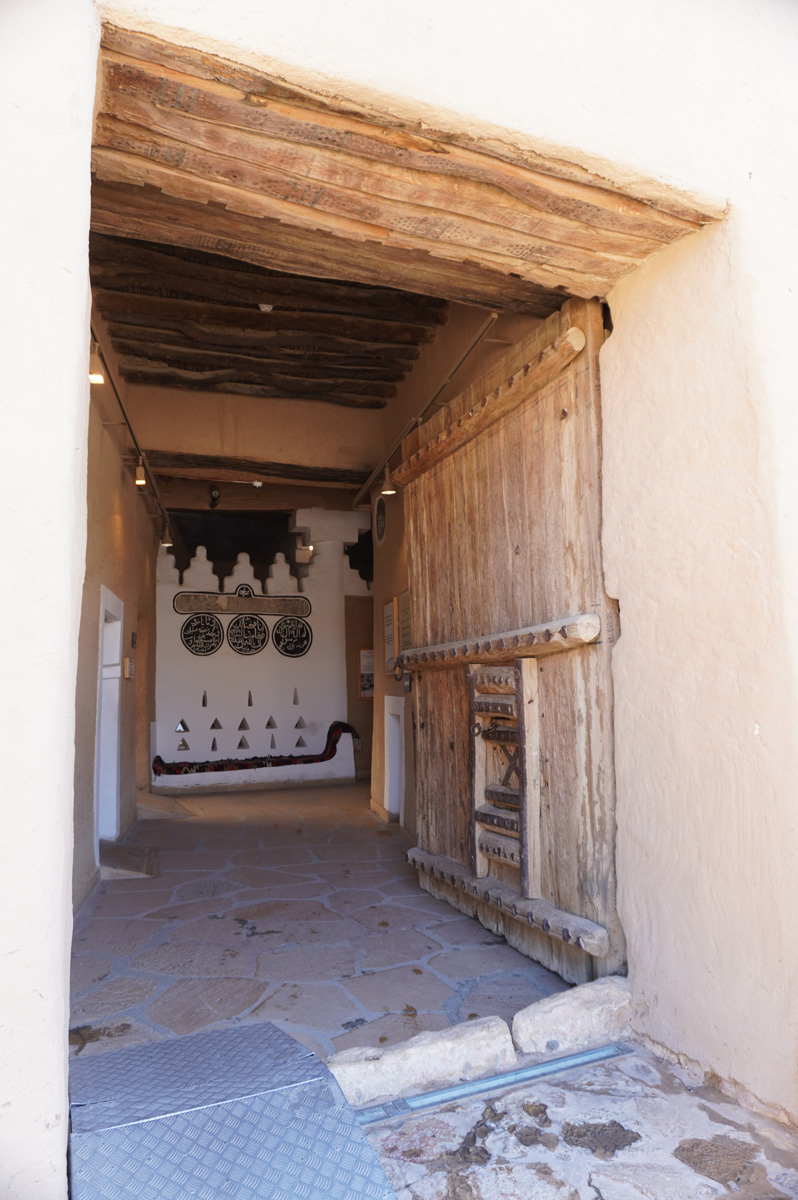 Riyadh: Masmarak Fortress, Fortress gate famously forced by Abdulaziz Al Saud