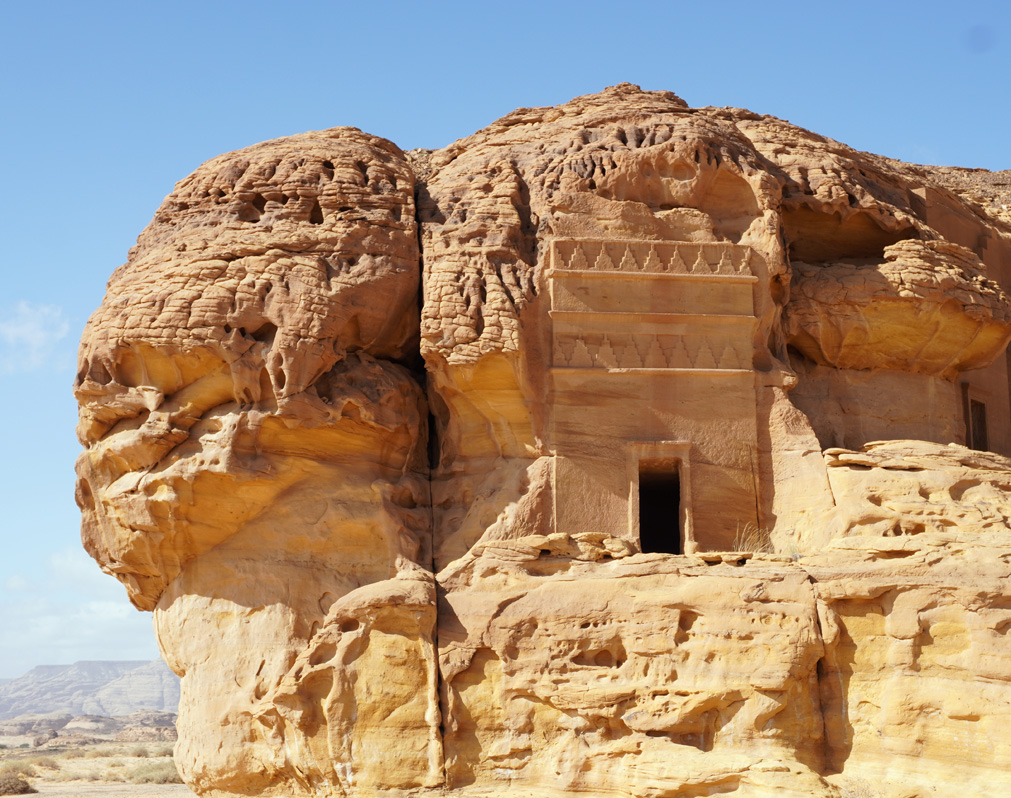 Madain Saleh: Jabal Al Ahmar, Jabal Al Ahmar