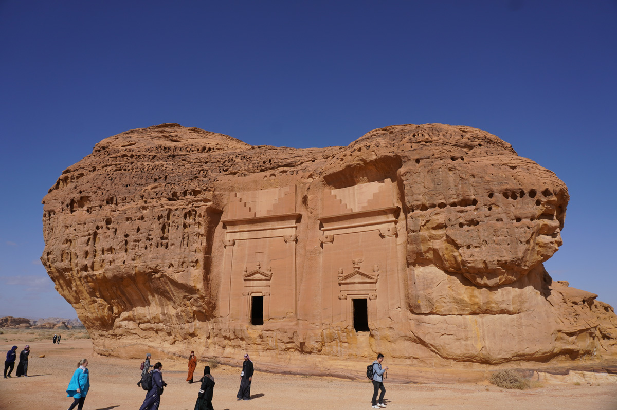 Madain Saleh: Jabal Al Ahmar, Jabal Al Ahmar