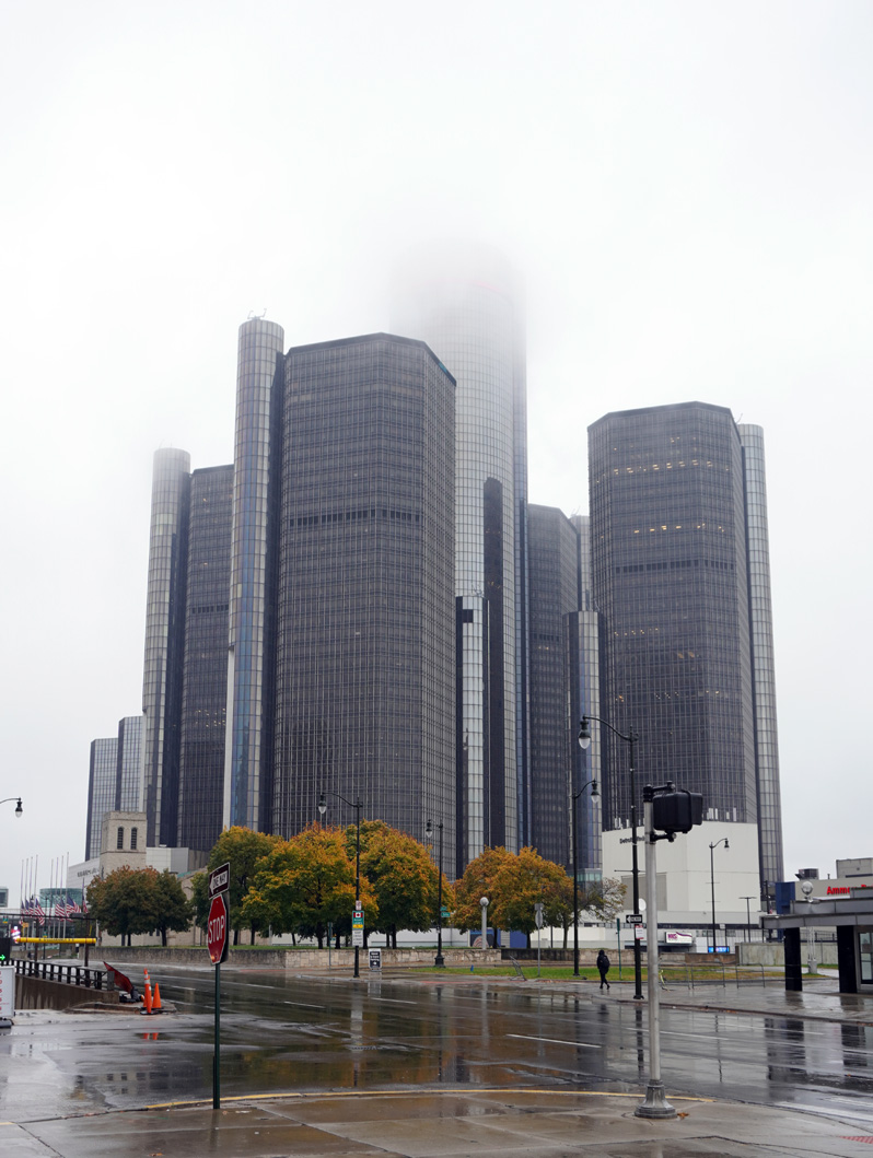 Downtown Detroit, Misty Renaissance Center