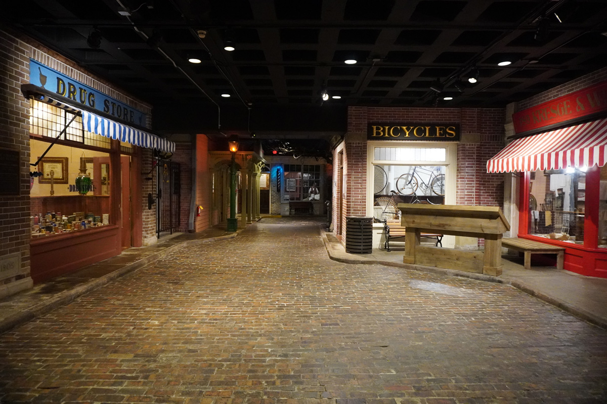 Downtown Detroit, Detroit Historical Museum