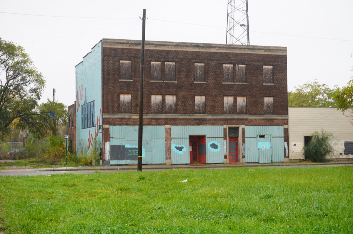 Detroit: Ford Piquette Plant Museum, Urban blight: near Piquette Plant