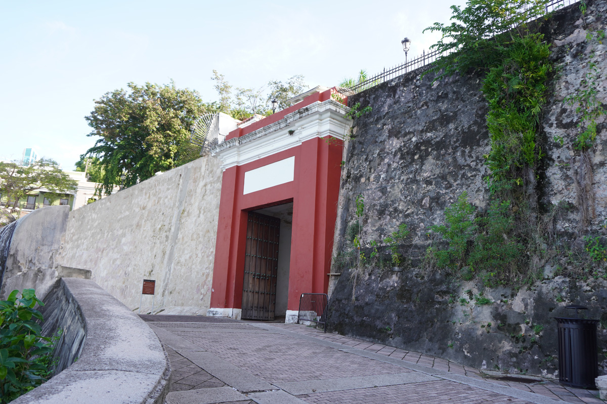 San Juan: Old Walls, San Juan gate Main gate for Formal Entrances