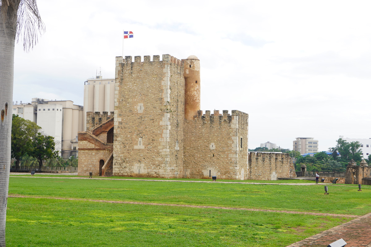 Santo Domingo (Dominican Republic), Fortaleza Ozama (16th c)
