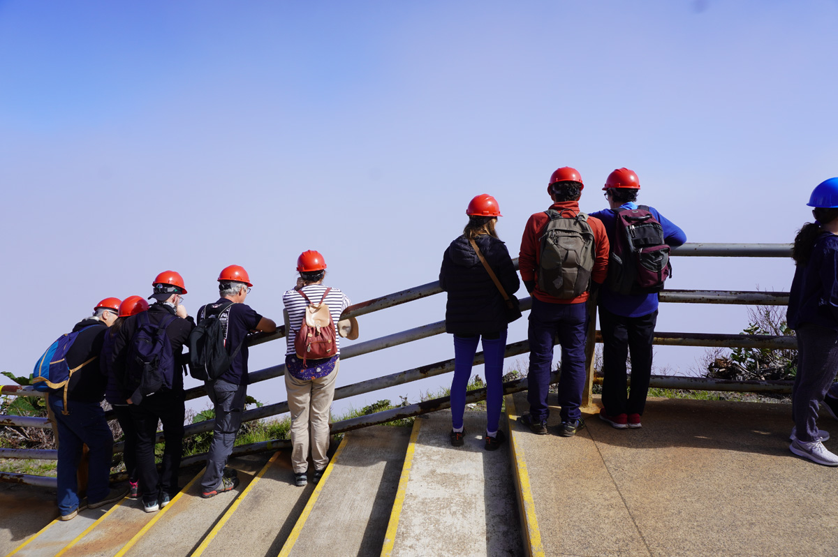 Costa Rica: Poas Volcano, Poas Volcano: Helmeted tourists