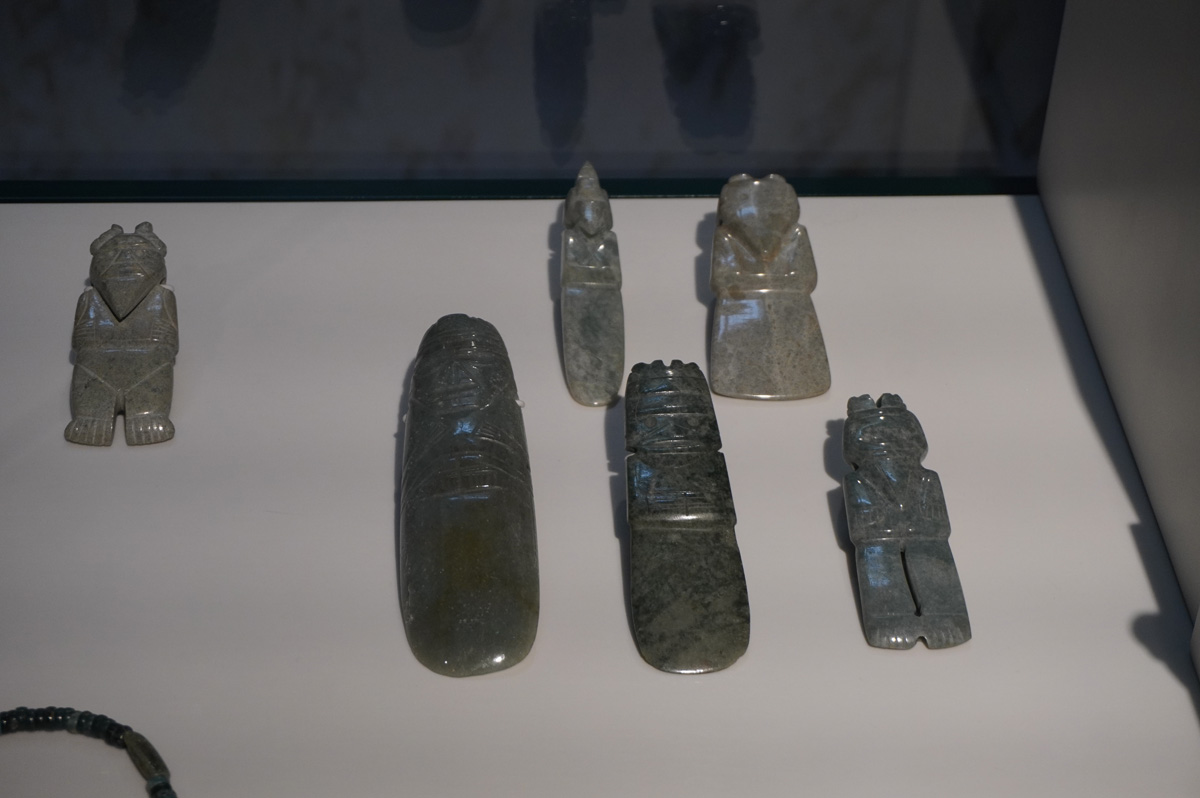 San Jose: Jade Museum, Amulets, with stylized human figures