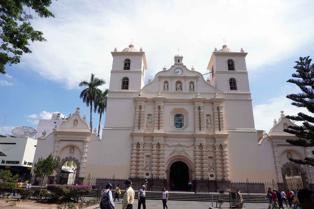 Honduras: Tegucigalpa, Cathedral