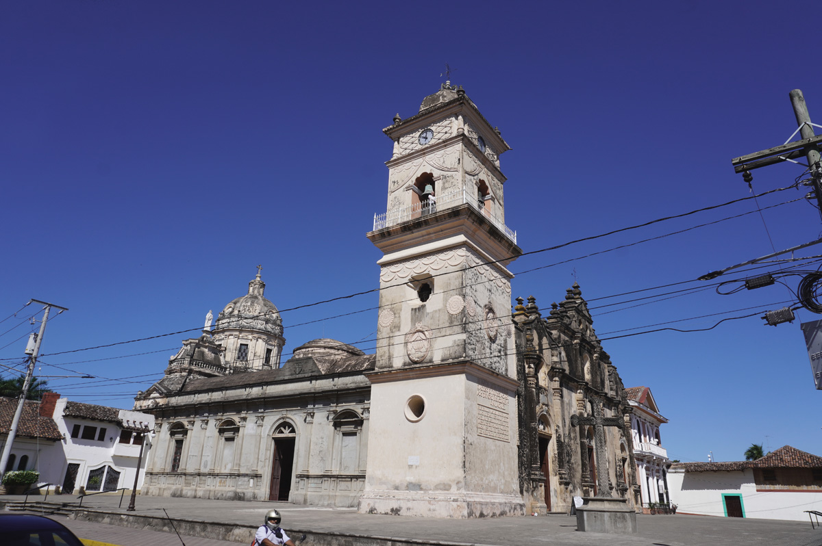 Nicaragua: Granada, Iglesia La Merced