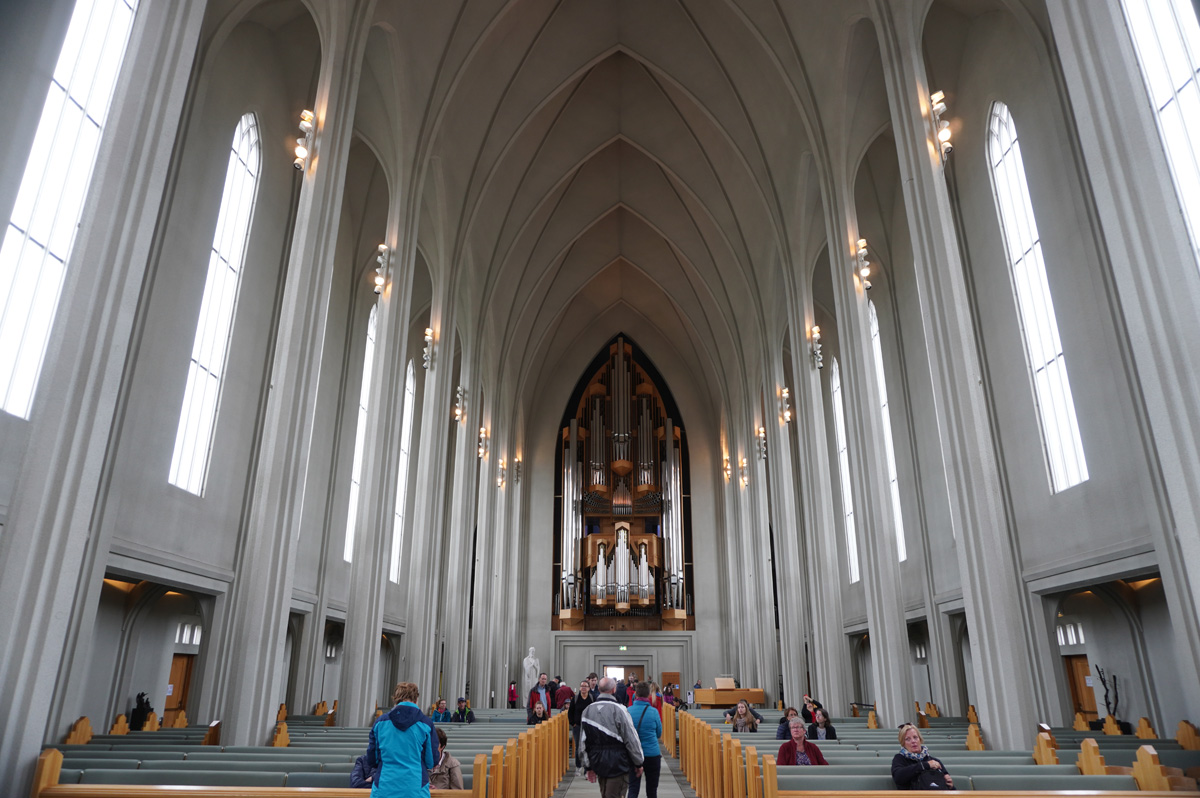 Reykjavik: Hallgrimskirkja, Hallgrimskirkja  interior