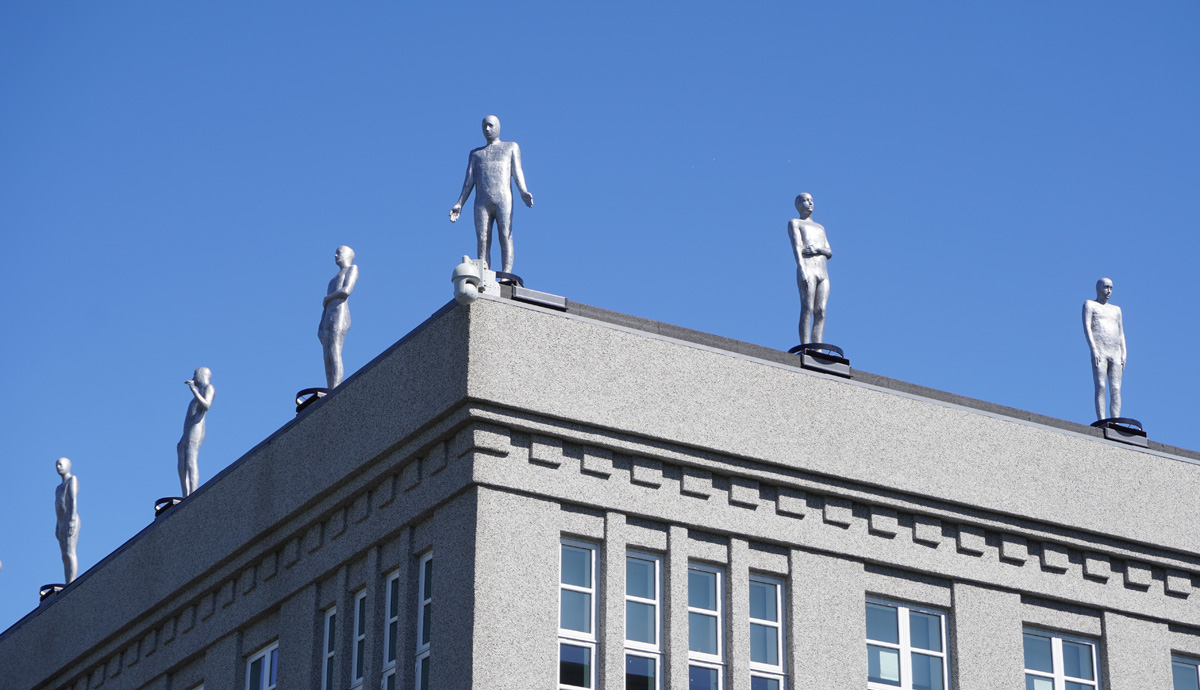 Reykjavik, Finance Ministry: "Trophies" An art installation, unrelated to 2008.
