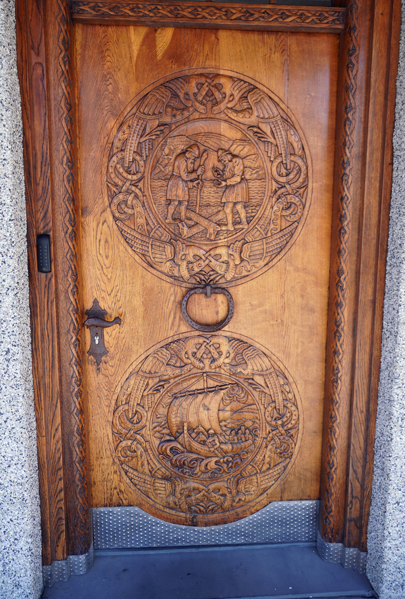 Reykjavik, Finance Ministry carved door