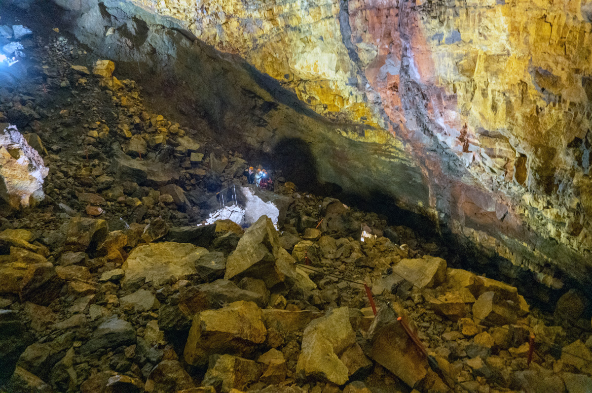 Þríhnúkagígur - Inside the Volcano