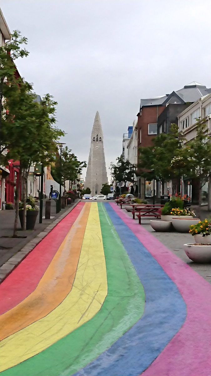 Reykjavik: Hallgrimskirkja, Road to Hallgrimskirkja