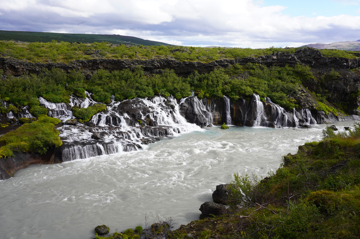 Húsafell, Hraunfossar falls