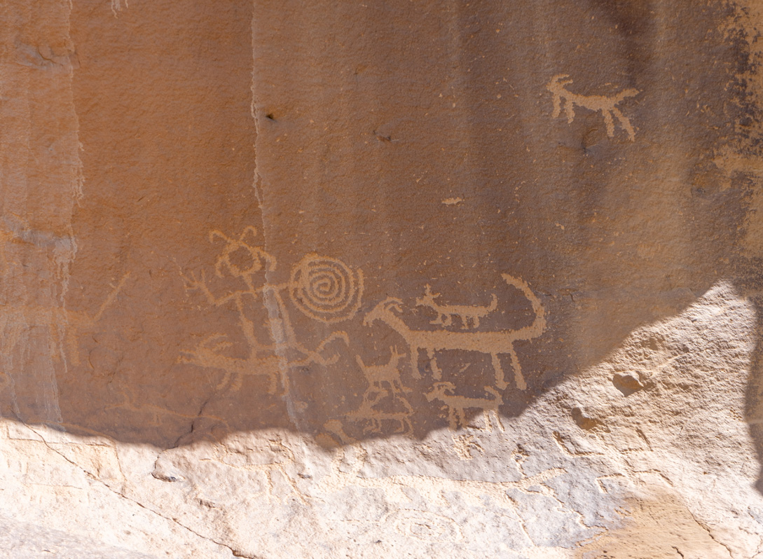 Chaco Canyon, Una Vida petroglphys