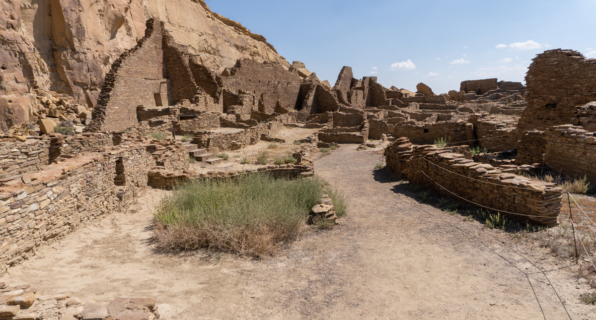 Chaco Canyon, The "Great House" was a large multi-floor complex