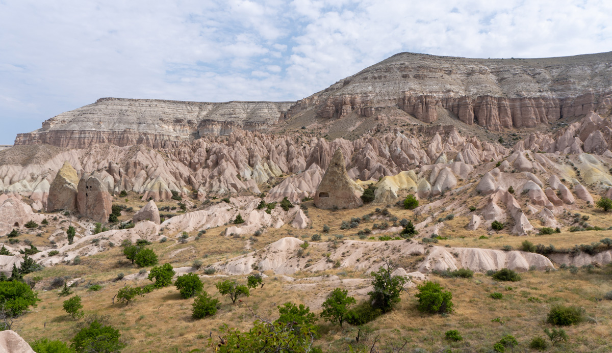 Hike around Rose Valley