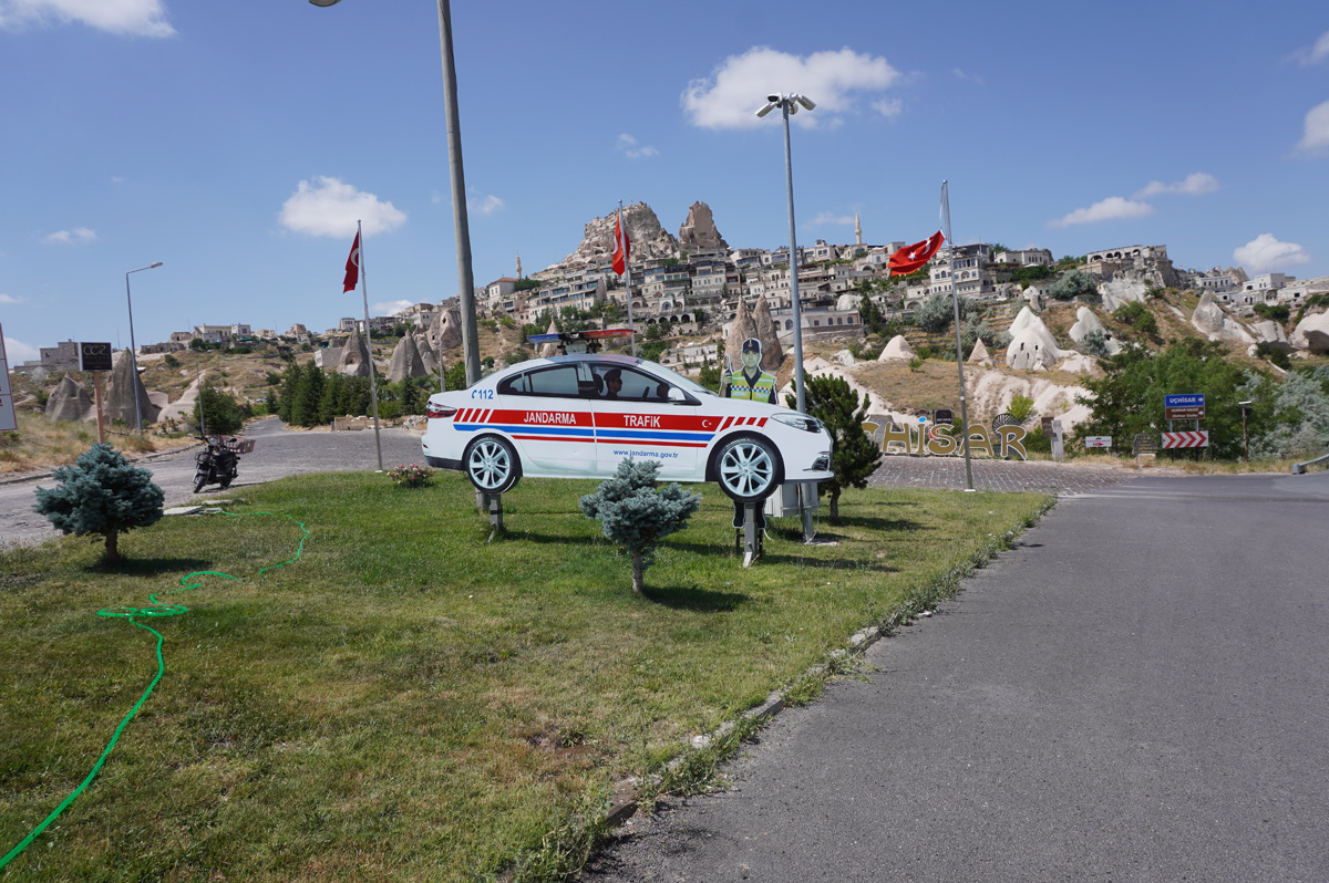 Uchisar Kalesi, Dumy Police car.  It