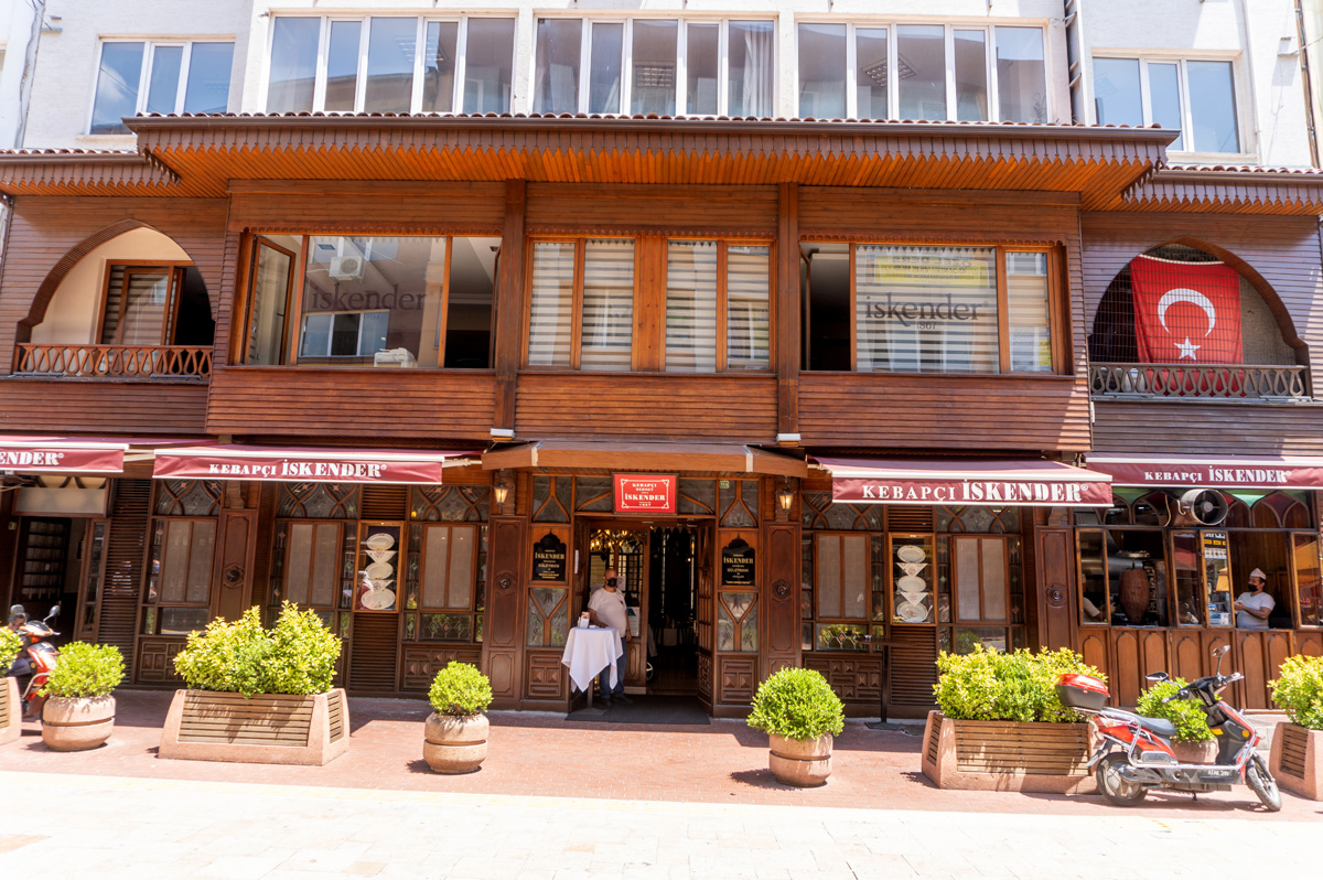 Bursa, Kebapçı Mehmet oğlu İskender The claimed home of the Iskender Kebab