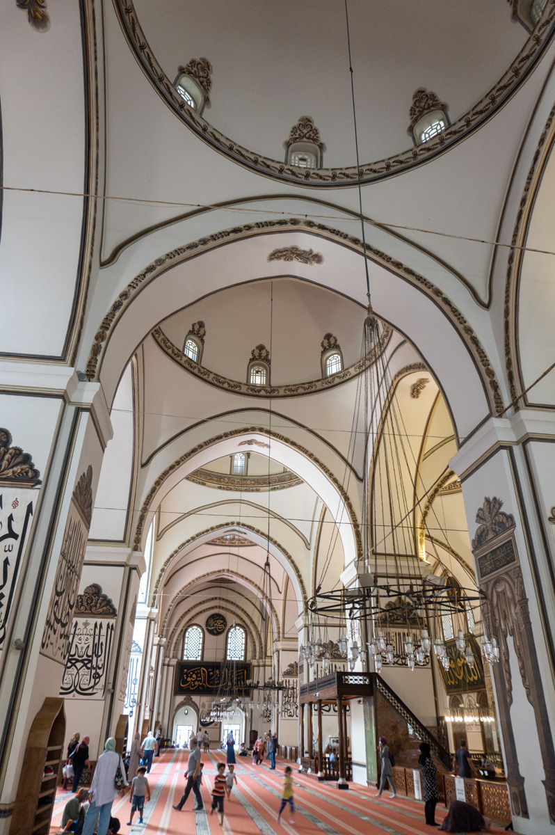Grand Mosque of Bursa, Some of the 20 arched domes