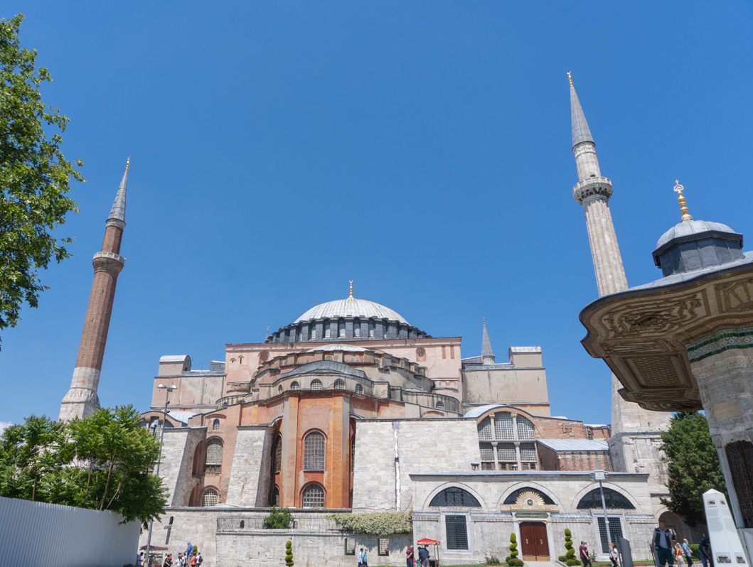 Hagia Sophia Mosque, Hagia Sophia: Side View