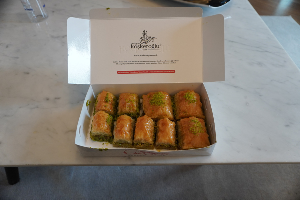 Around Istanbul, Koskeroglu baklava
