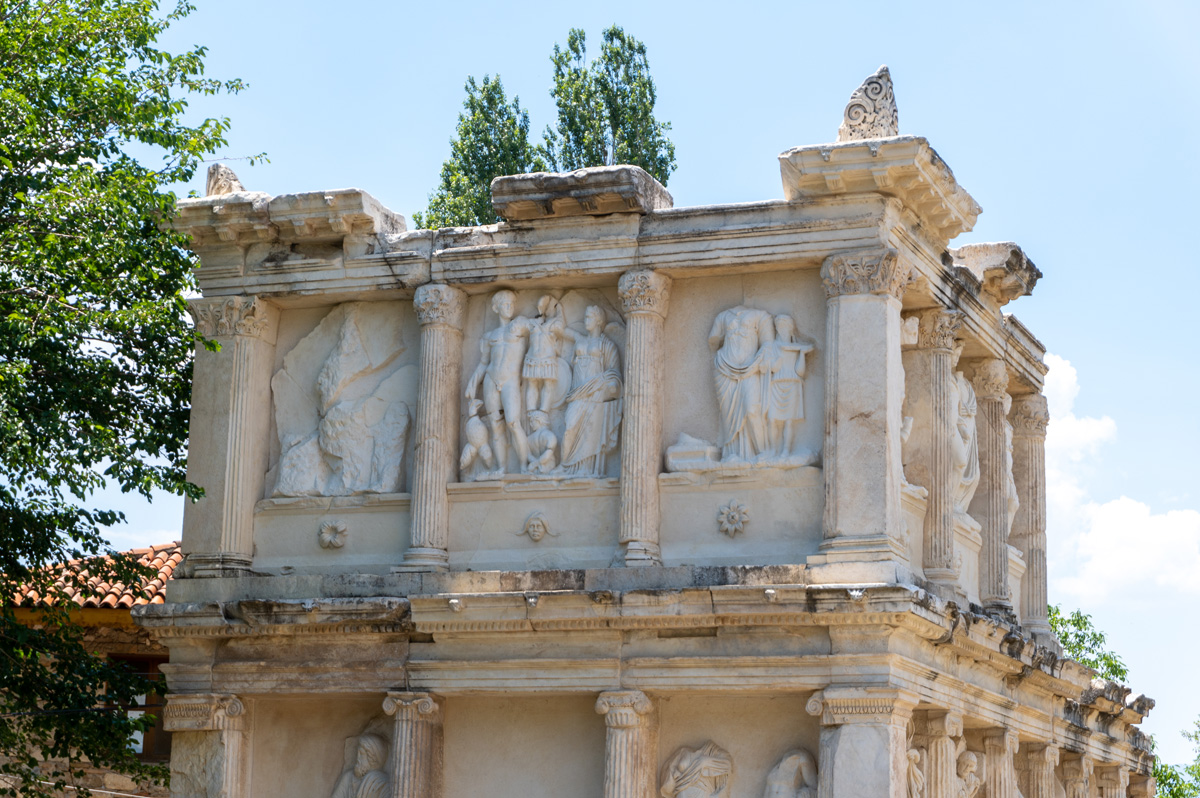Aphrodisias, Sebasteion: detail