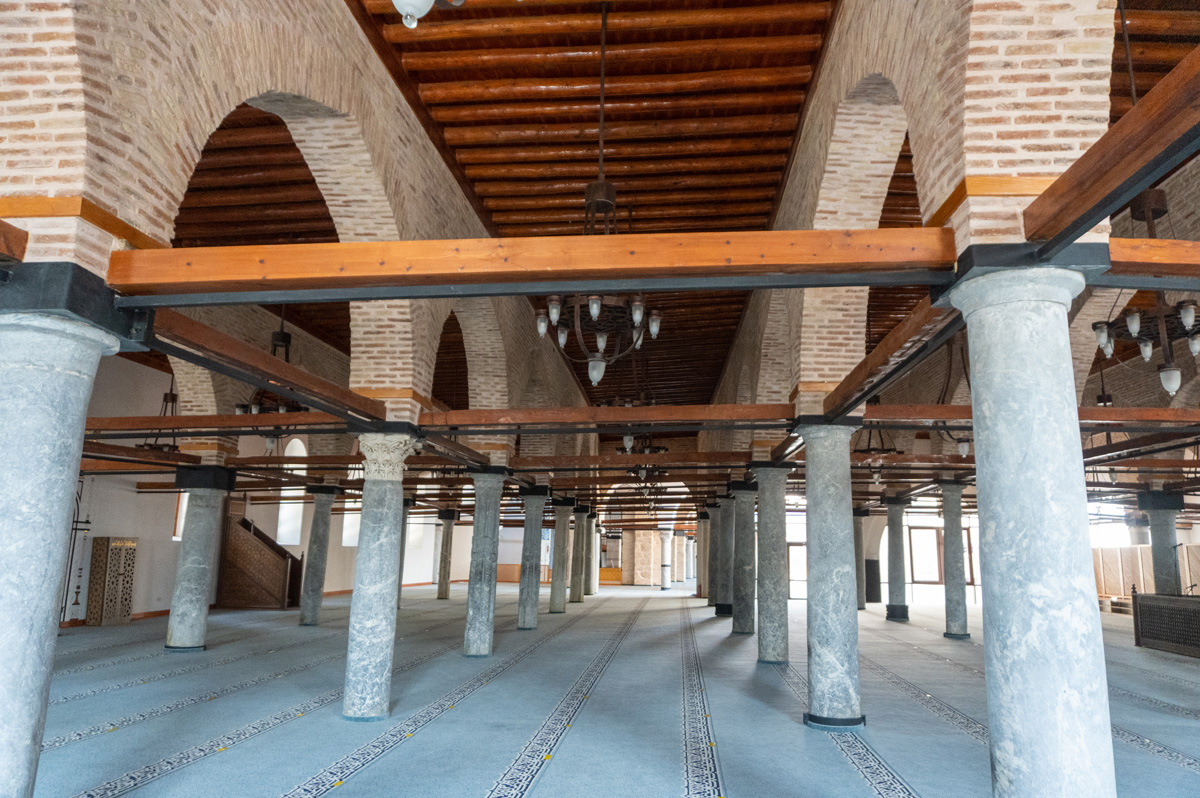 Konya, Alaaddin Mosque interior