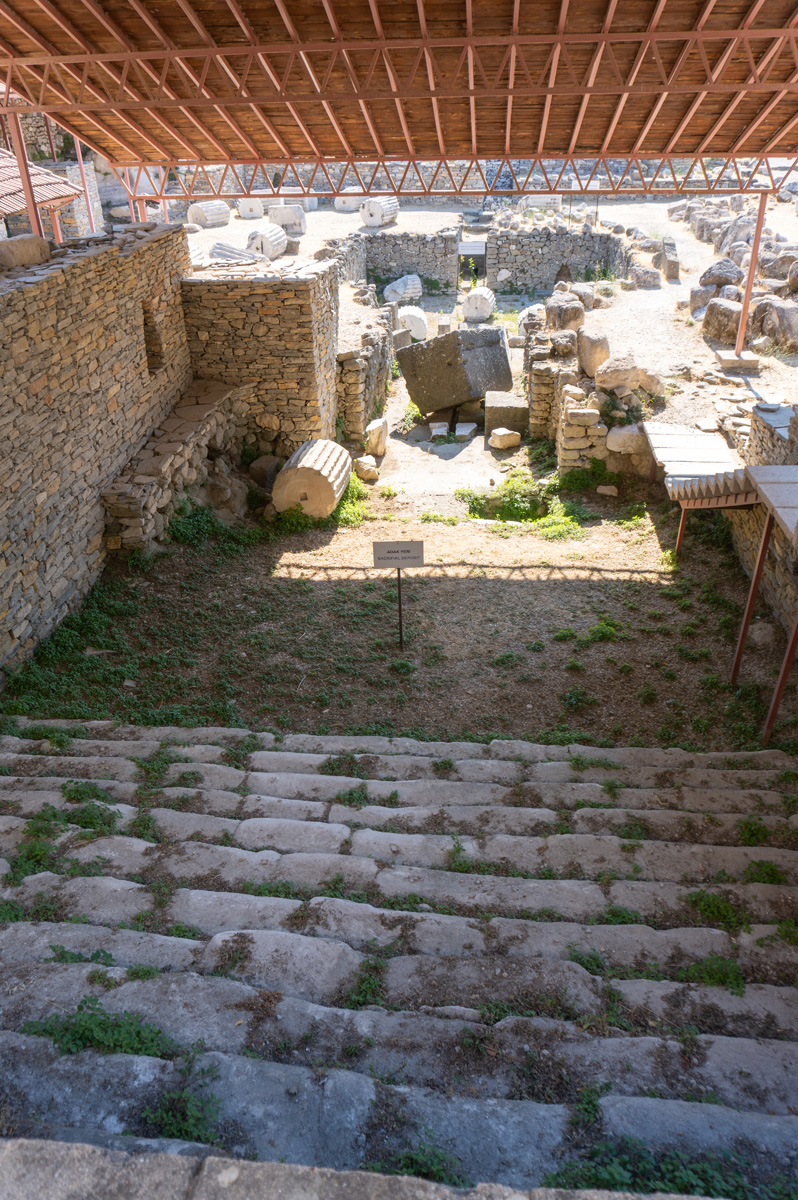The Mausoleum at Halicarnassus, View down to tomb chamber