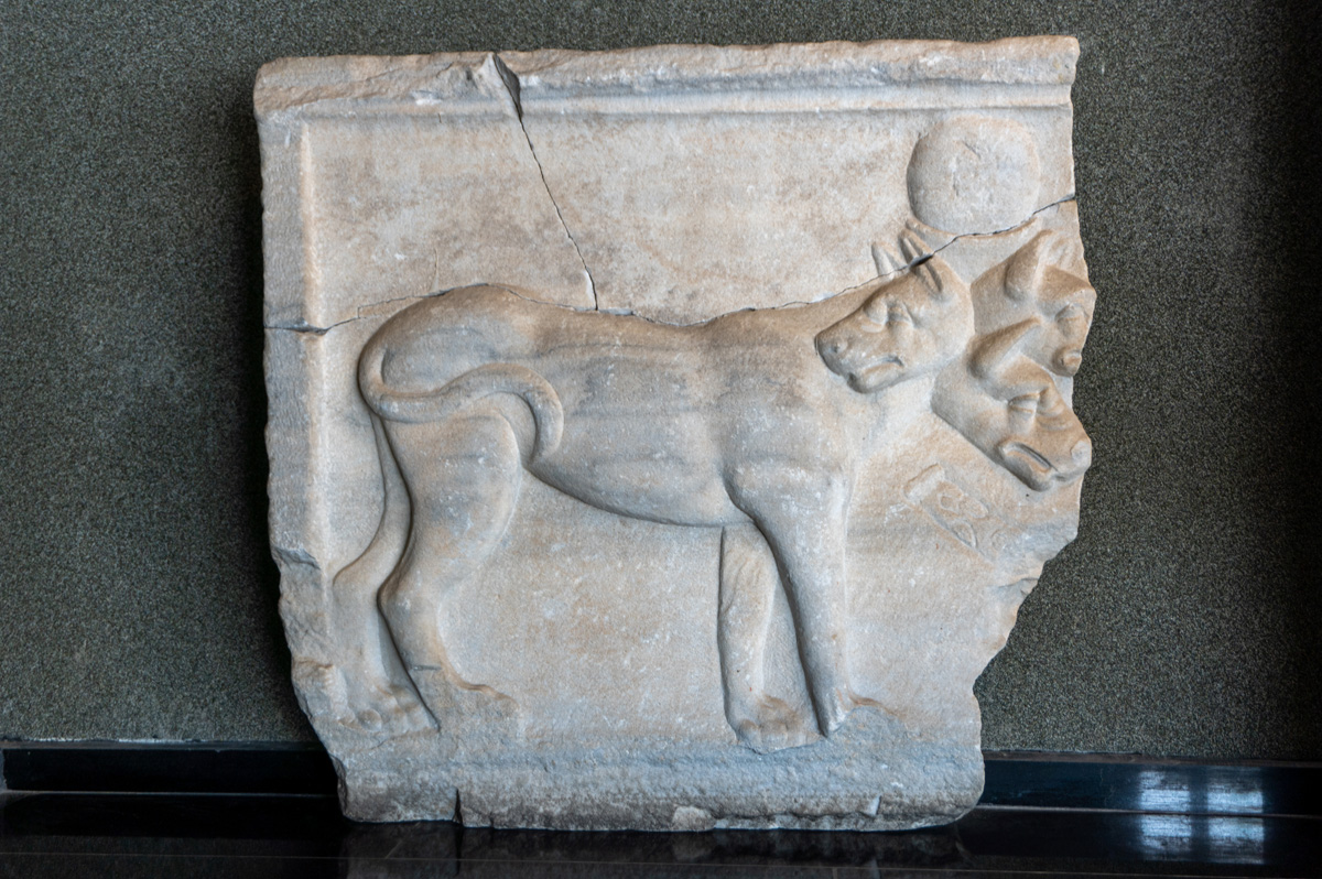 Bergama, Relief of kerberos (Roman era)