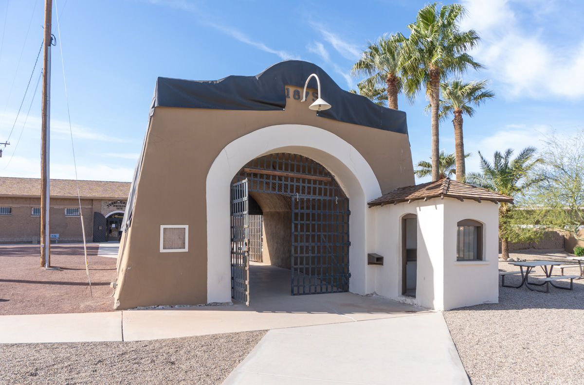 Yuma, Main "Sallyport" gate