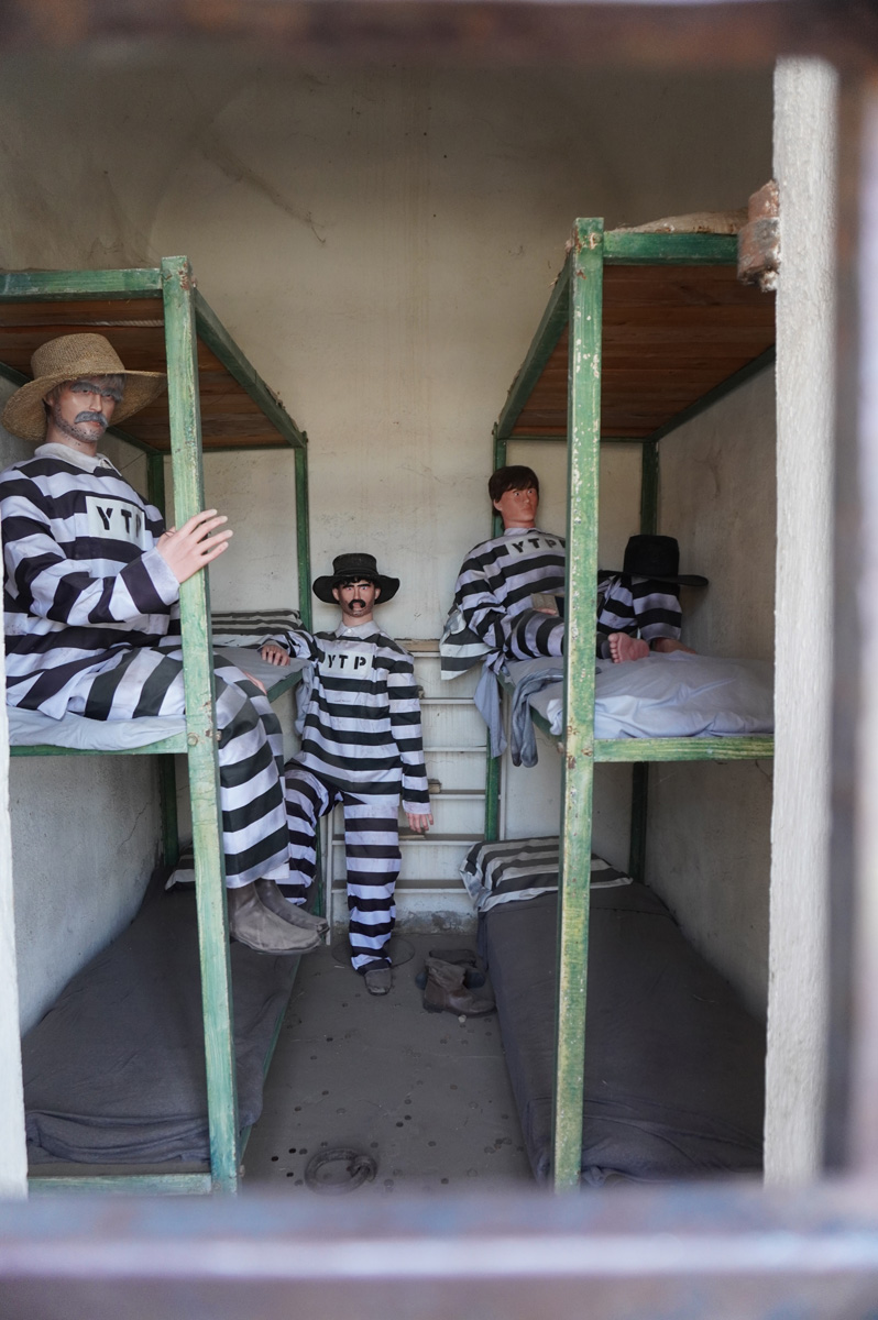 Yuma, Fellow Inmates
