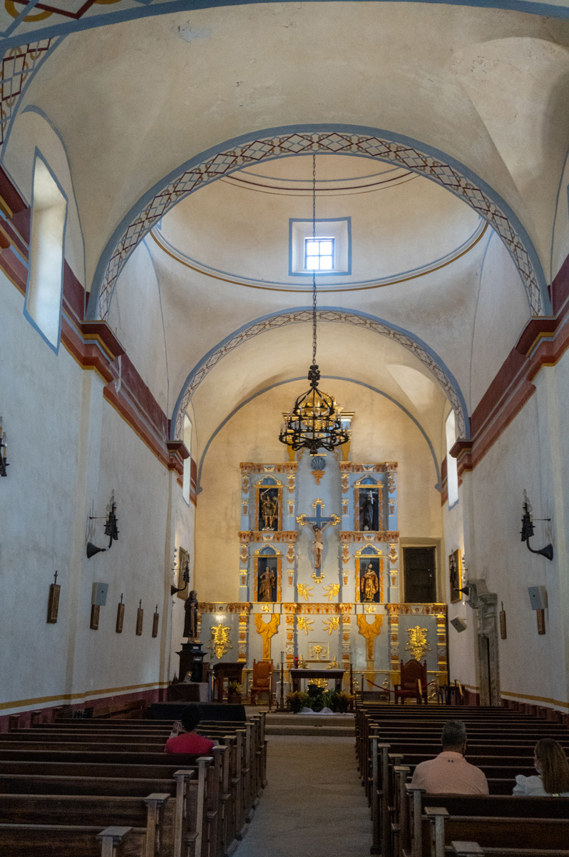 Mission San Jose, San Jose Mission church interior