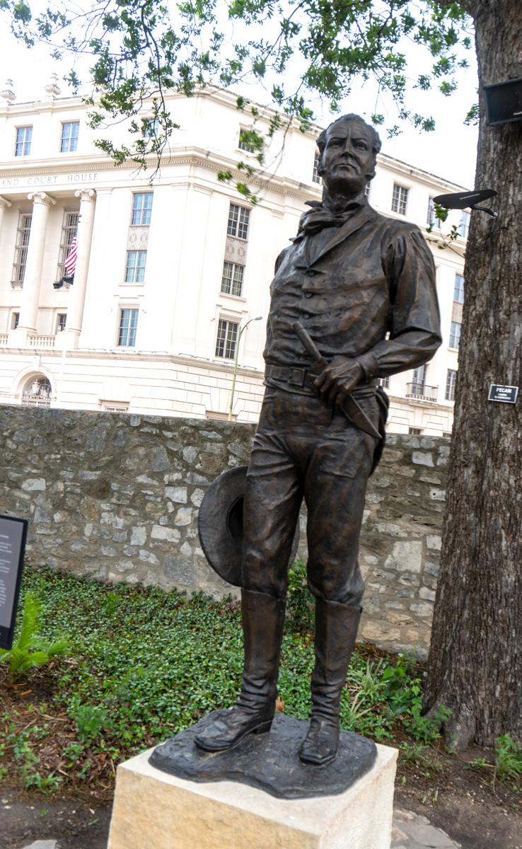 The Alamo, James Bowie
