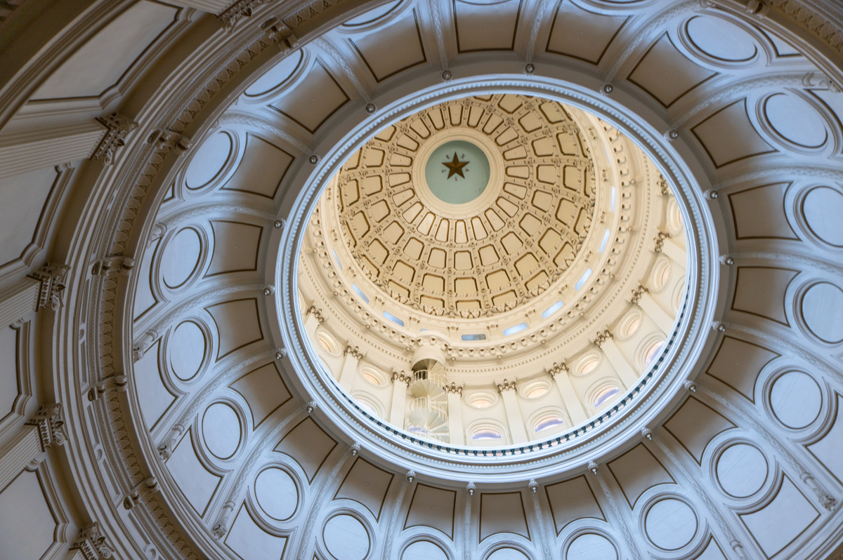 Texas State Capitol, Looking up...